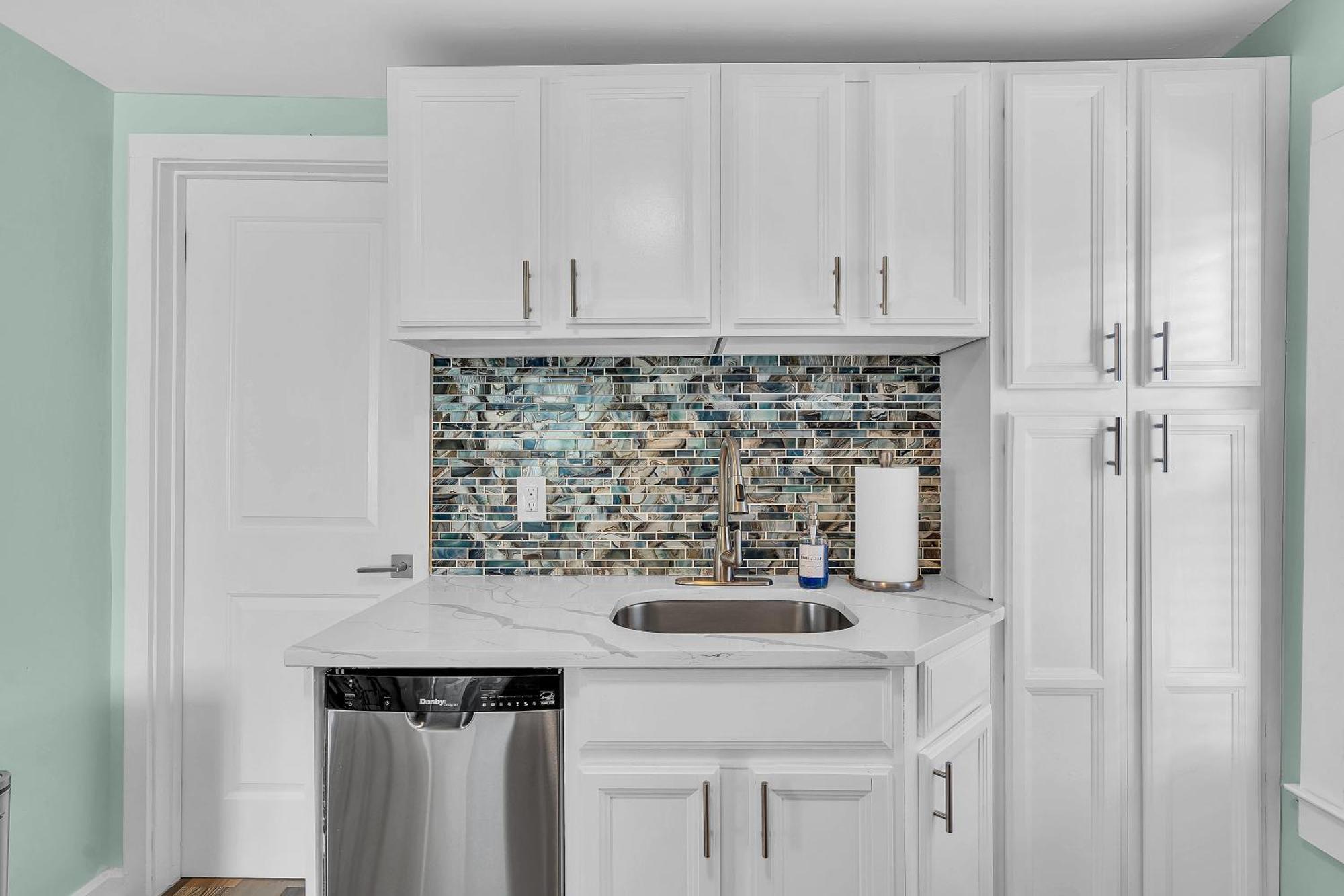 6-Min Walk To Asbury Park & Og Main St - Updated & Cozy Apartment In Historic Ocean Grove - Fire Pit & Patio - Fast Wi-Fi Eksteriør billede